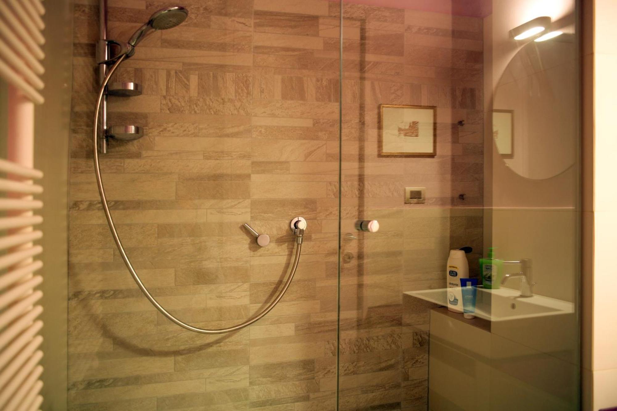 Apartament La Casa Degli Angeli Turyn Zewnętrze zdjęcie